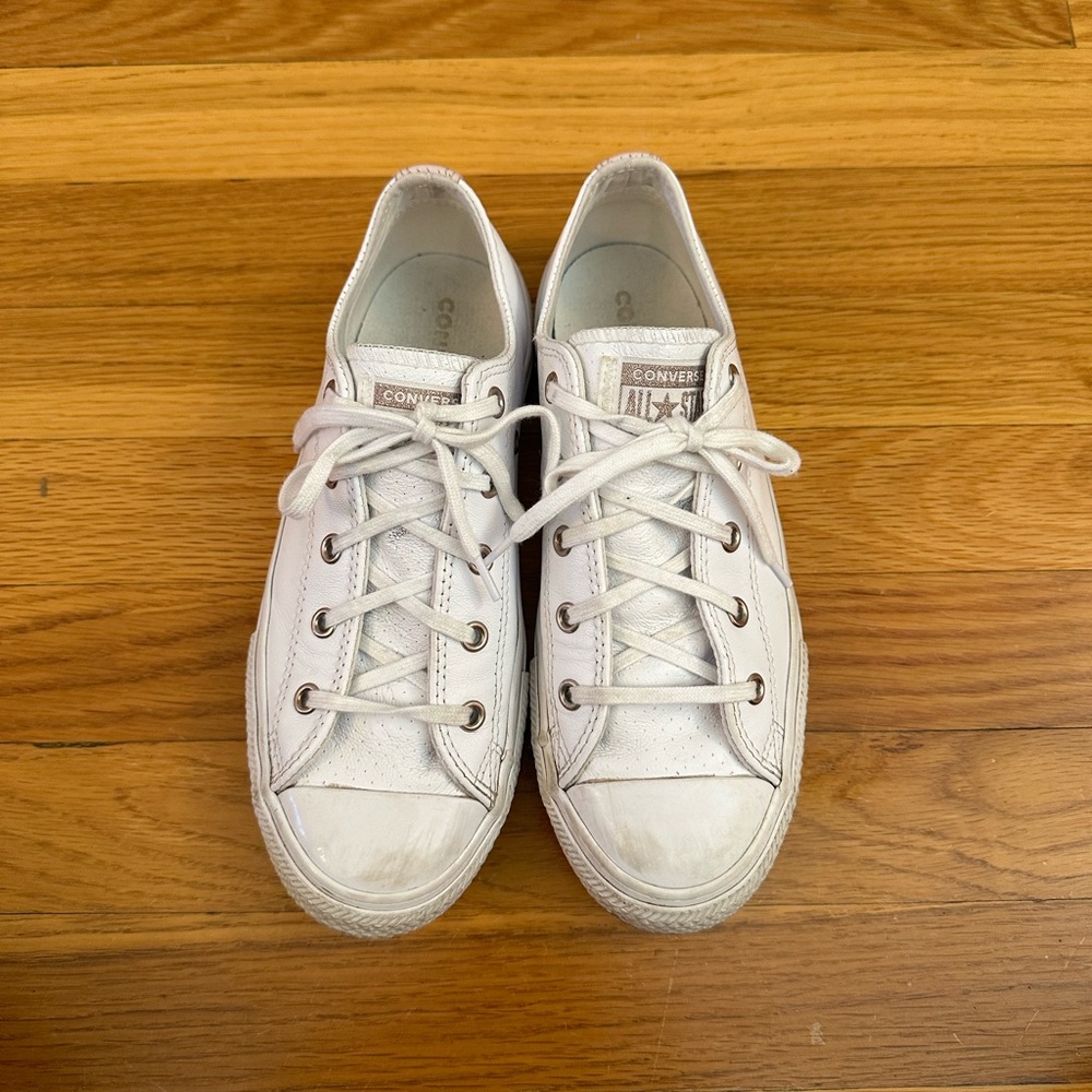 Girls Converse